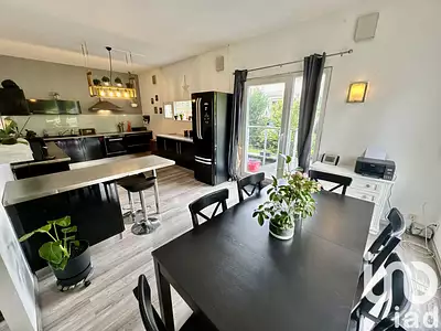 Maison, 132 m²