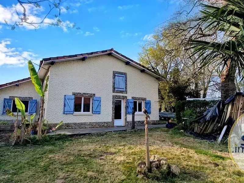 Maison, 96 m²