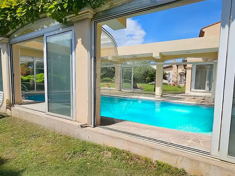 Maison, 310 m²