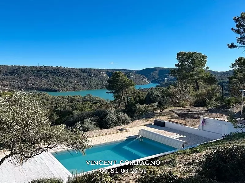 Maison, 230 m²