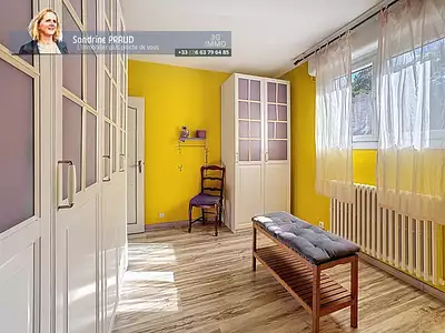Maison, 166 m²