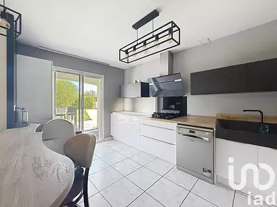Maison, 151 m²