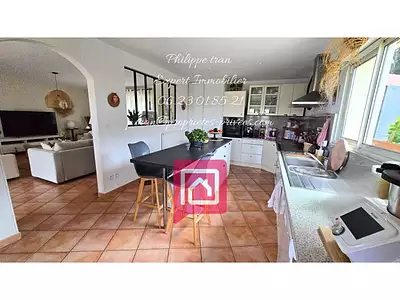 Maison, 132 m²