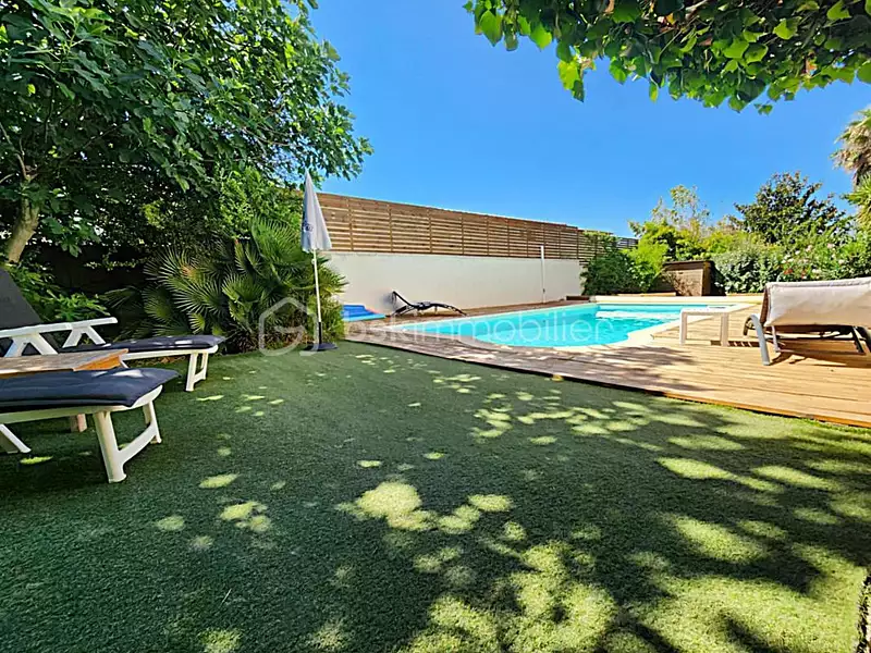 Maison, 163 m²