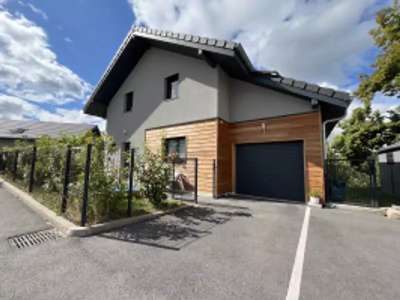 Maison, 104 m²