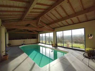 Maison, 270 m²