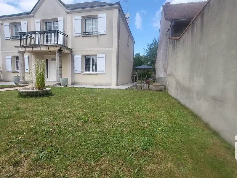 Maison, 170 m²