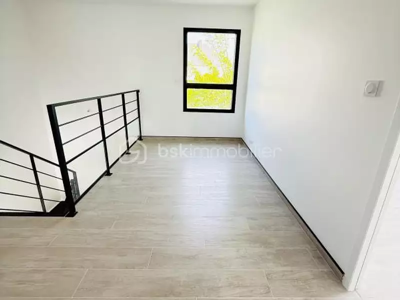 Maison, 162 m²
