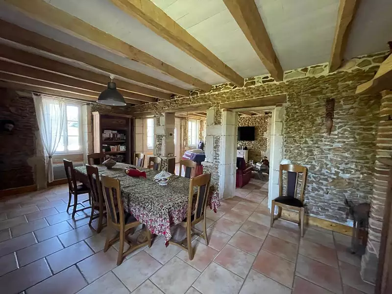 Maison, 260 m²