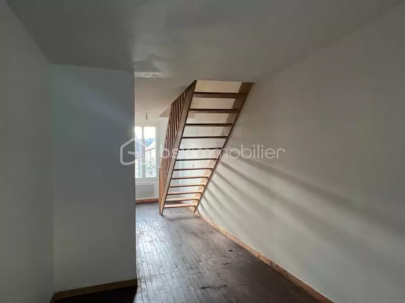 Immeuble, 240 m²