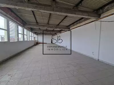 Immeuble, 672 m²