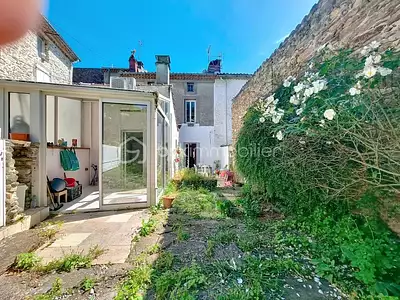 Maison, 167 m²