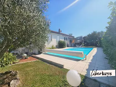 Maison, 156 m²
