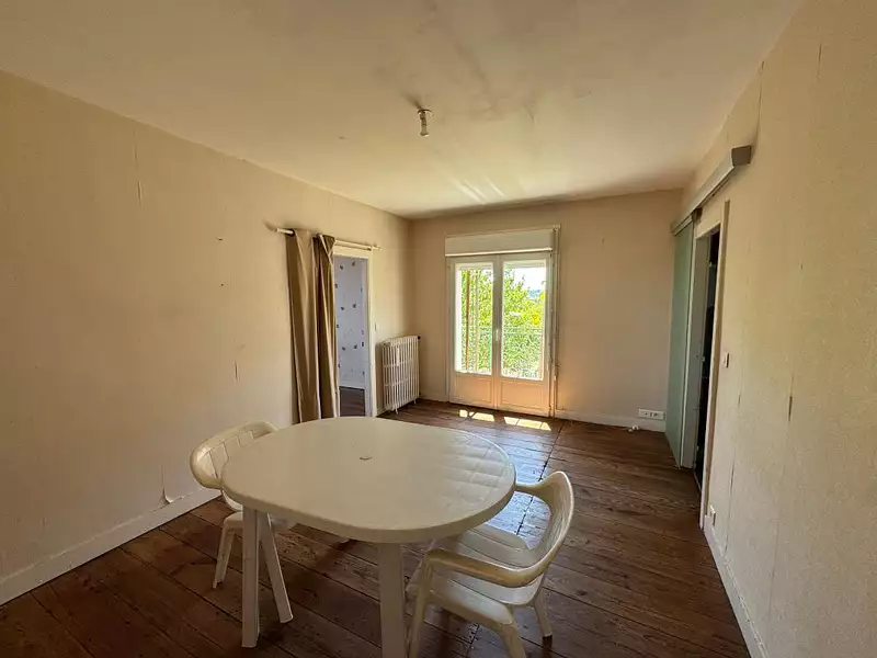 Maison, 245 m²