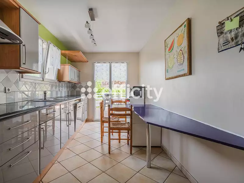 Maison, 169 m²