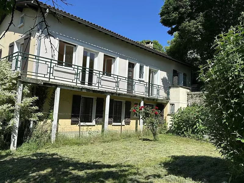 Maison, 185 m²