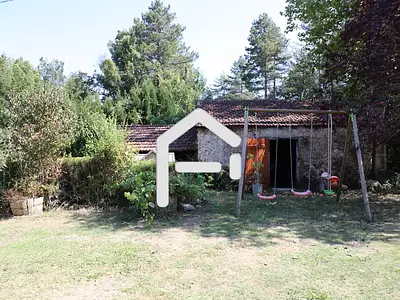 Maison, 240 m²