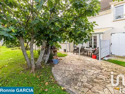 Maison, 176 m²