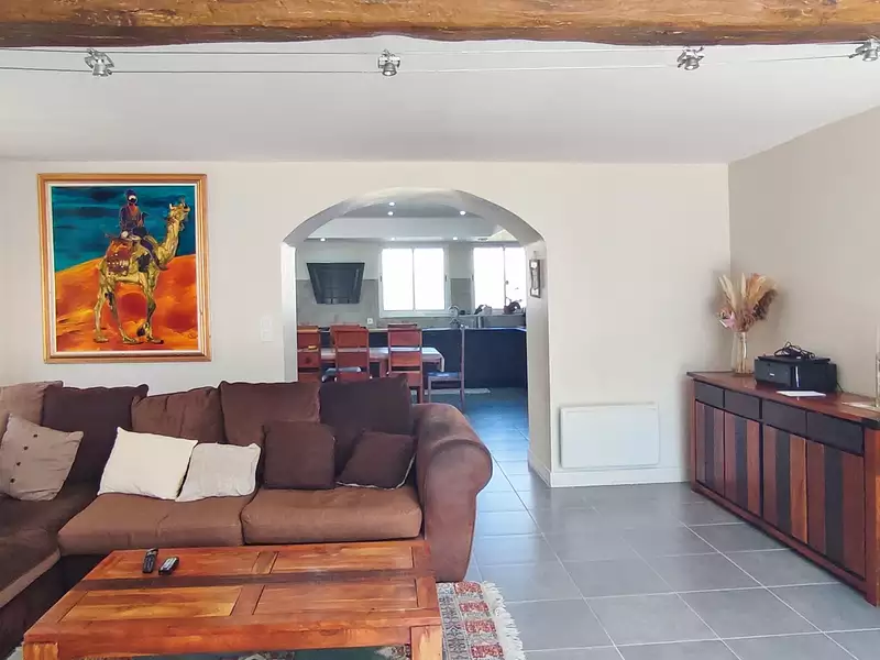 Maison, 225 m²