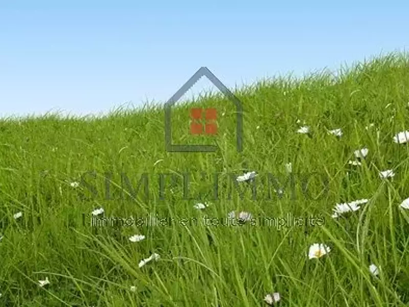 Terrain, 680 m²