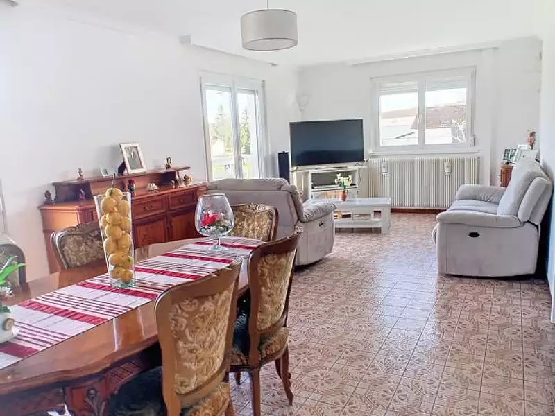 Maison, 205 m²