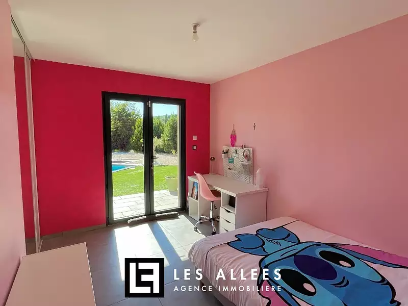 Maison, 179 m²