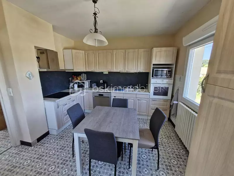 Maison, 178 m²