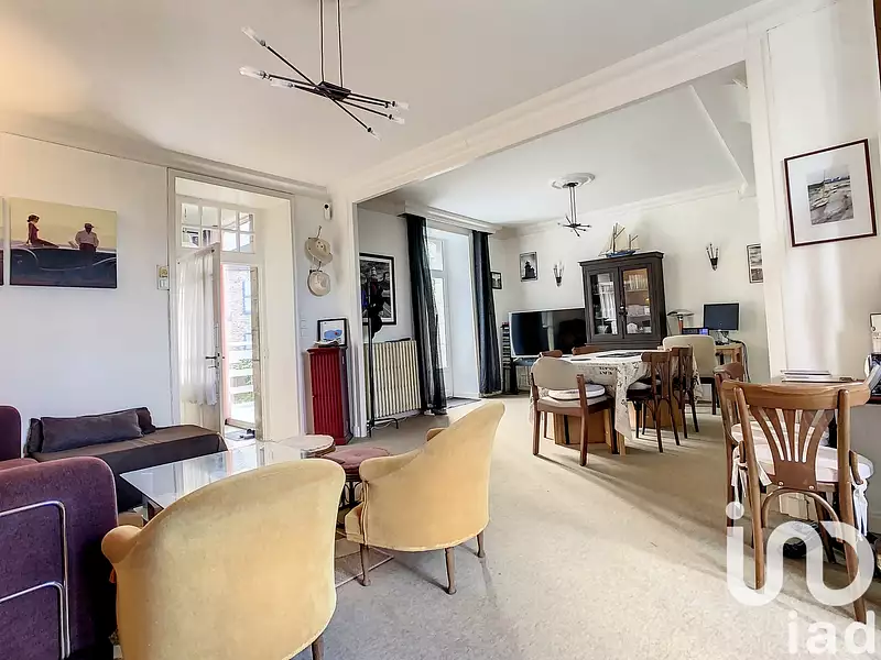 Maison, 163 m²