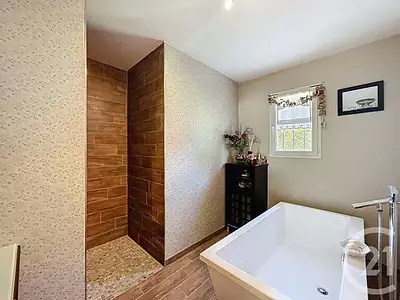 Maison, 75,8 m²