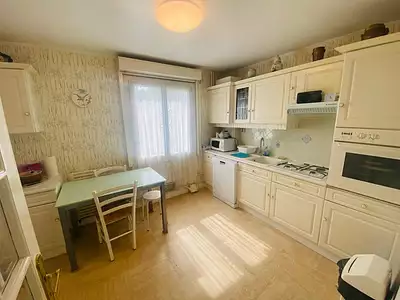 Maison, 230 m²