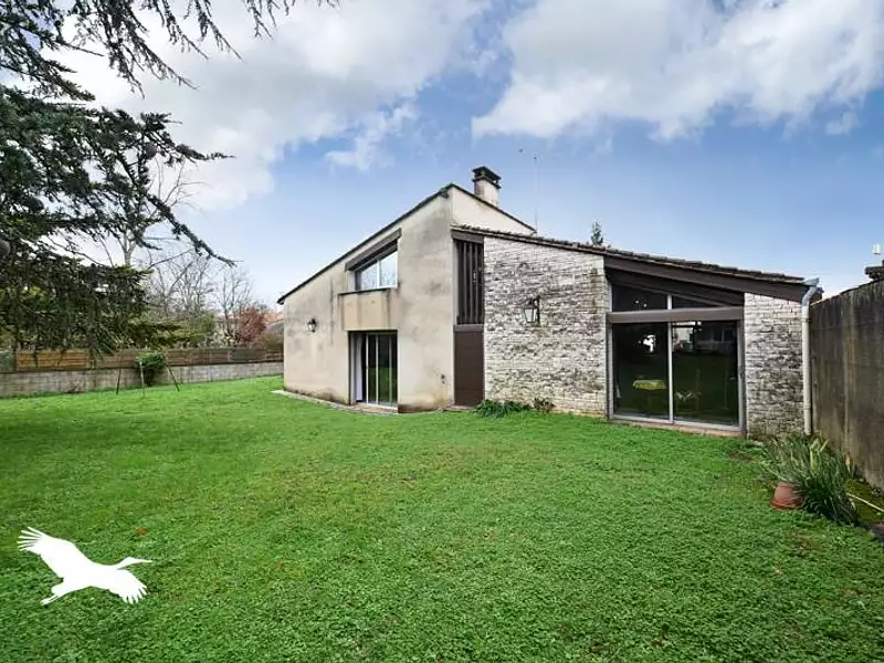 Maison, 260 m²