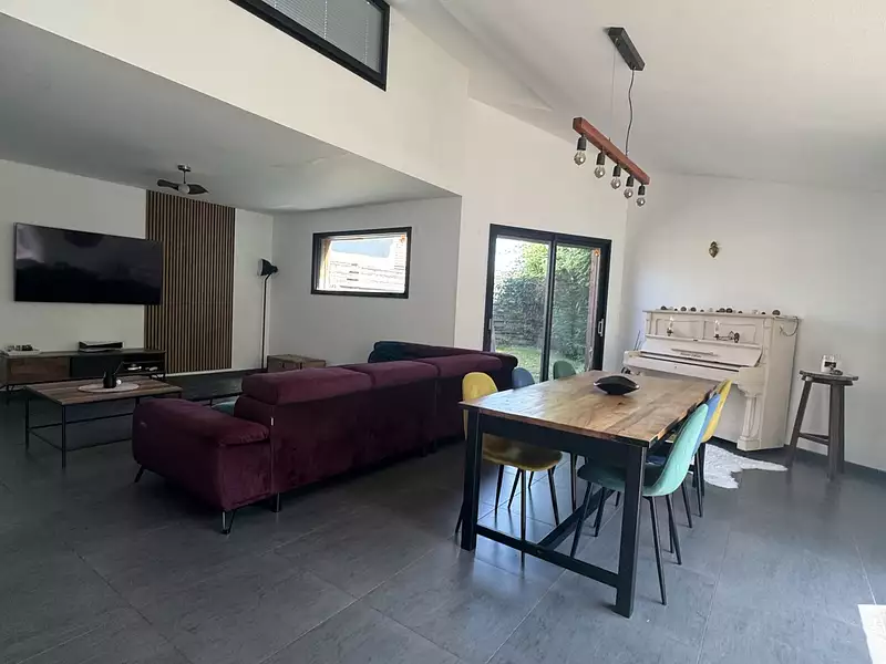 Maison, 141 m²