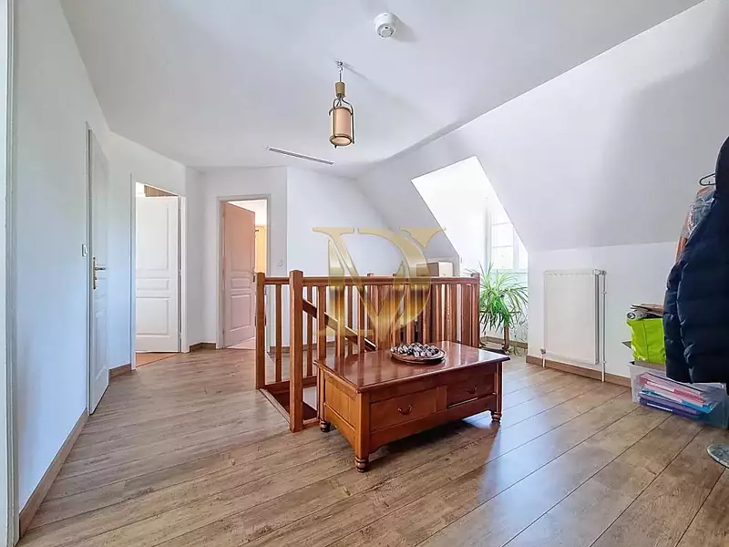 Maison, 227 m²