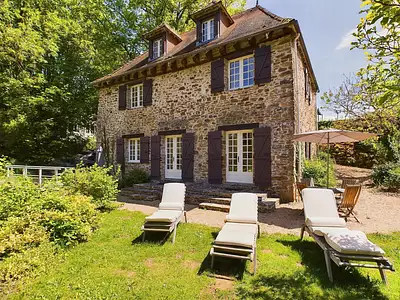 Maison, 679 m²