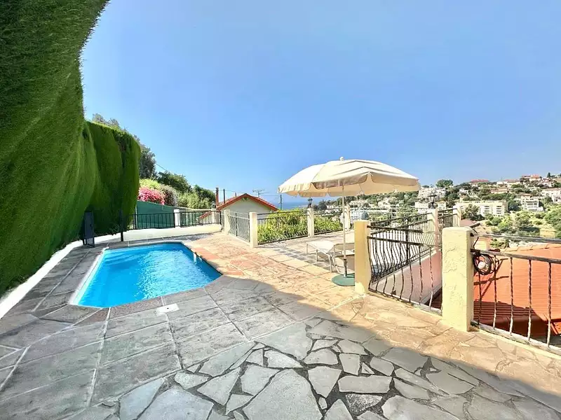 Maison, 145 m²