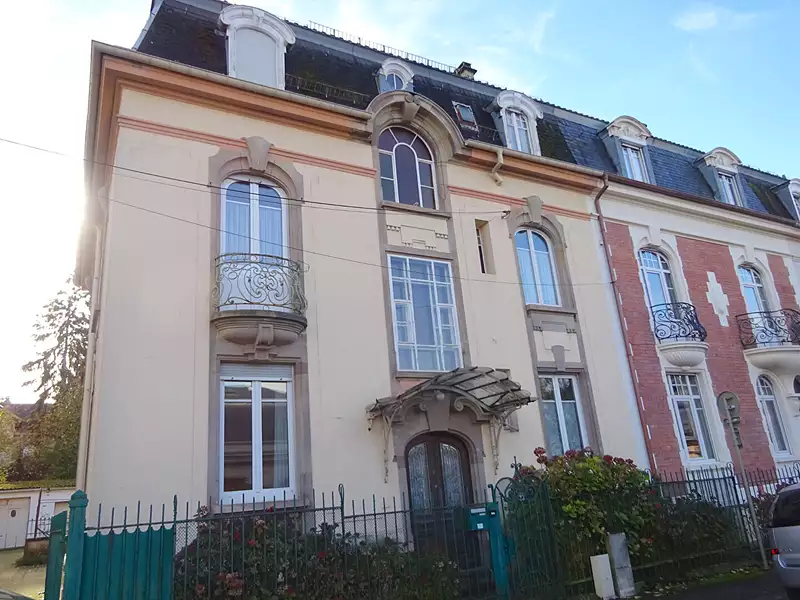 Maison, 250 m²
