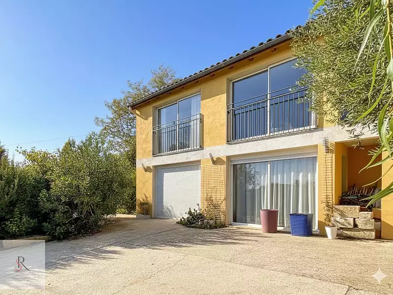 Maison, 265 m²