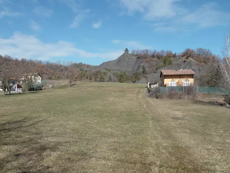 Terrain, 717 m²