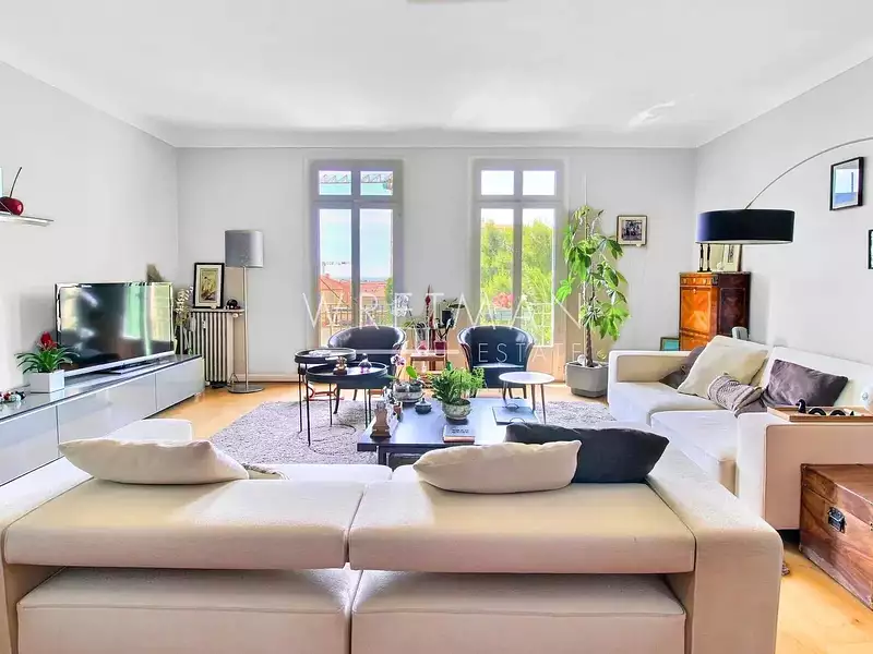 Appartement, 160 m²