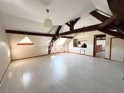 Maison, 240 m²