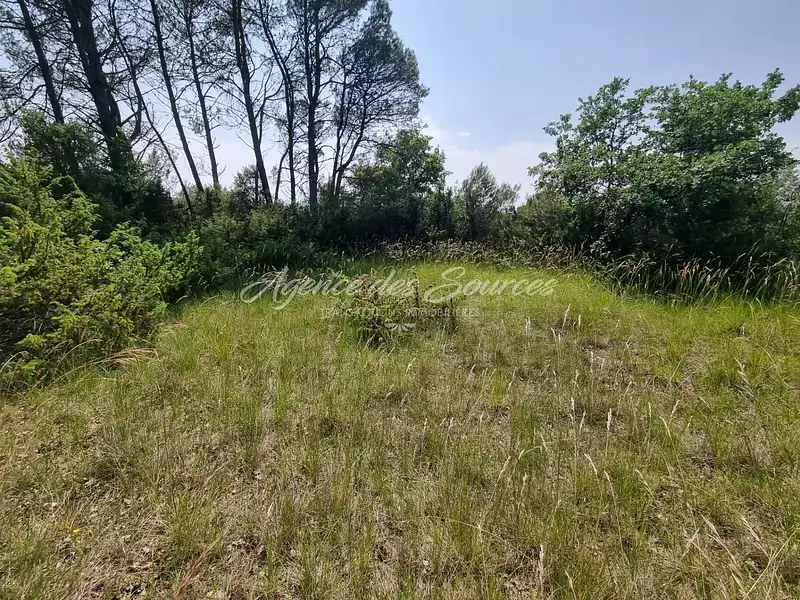 Terrain, 2 634 m²