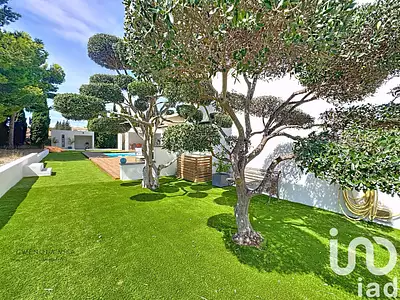 Maison, 260 m²