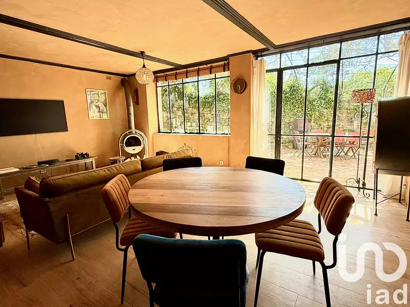 Maison, 245 m²