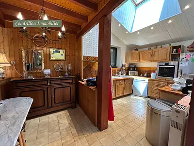 Maison, 240 m²