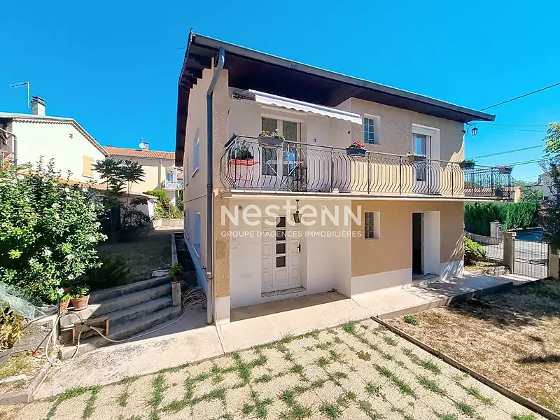 Maison, 145 m²