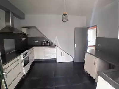 Maison, 177 m²