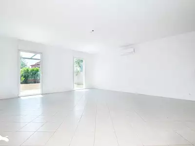 Maison, 96 m²