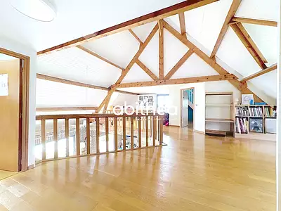 Maison, 320 m²