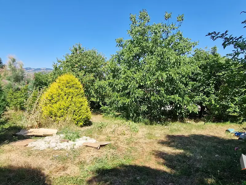 Terrain, 900 m²