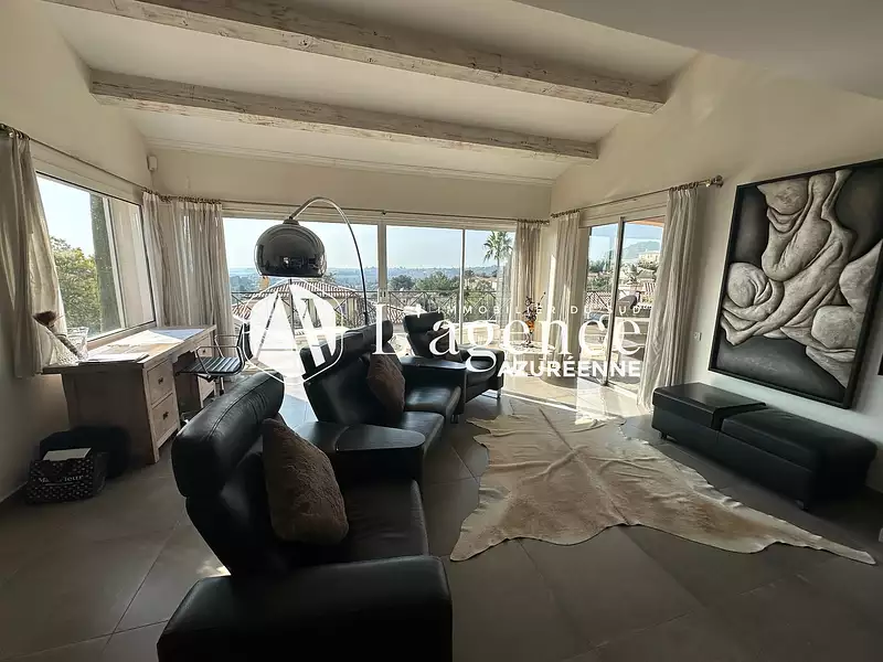 Maison, 238,48 m²